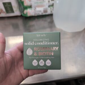 Rosemary and Biotin volumizing solid conditioner