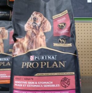 Pro Plan Sensitive Skin & Stomach Adult Dog Food Lamb & Oat Meal Formula