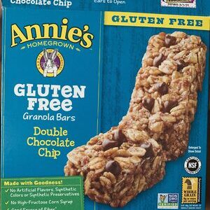 Gluten Free Double Chocolate Chip Granola Bars